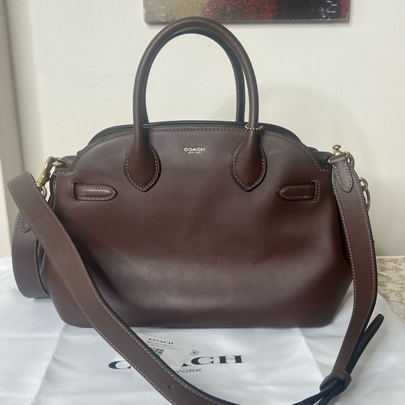 Coach Empire 28 Maple with gold hardware. - Picture 8 of 16